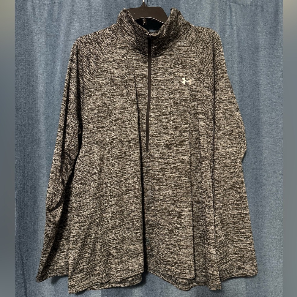 Under Armour Women’s Charcoal 1/2 zip